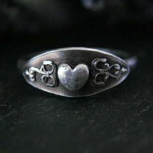 Silver Heart Saddle Ring Size 6.5/N - Andune Jewellery
