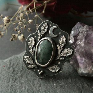 Size S 1/2 Emerald Ring with Oak Leaves (US 9.75) - Andune Jewellery